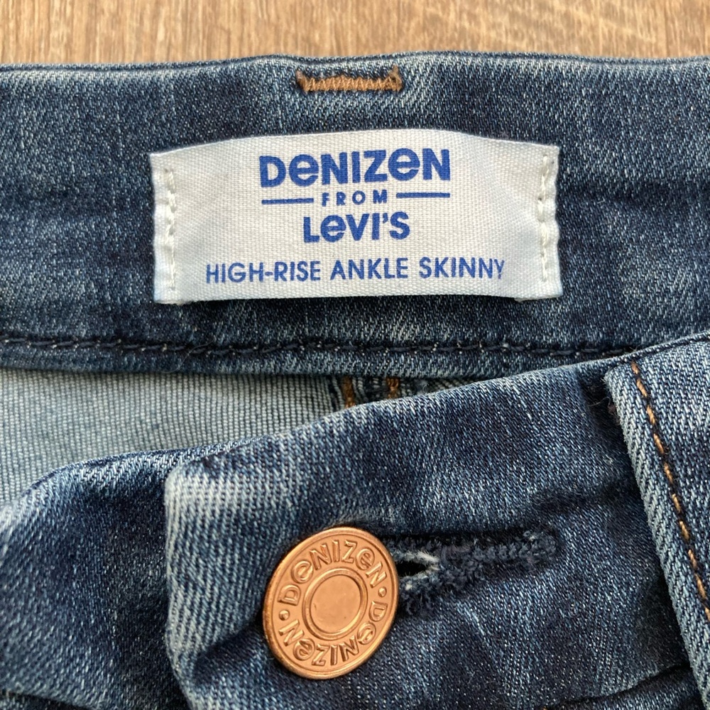LEVIS | Denizen High Rise Ankle Skinny Jeans - Picture 4 of 7